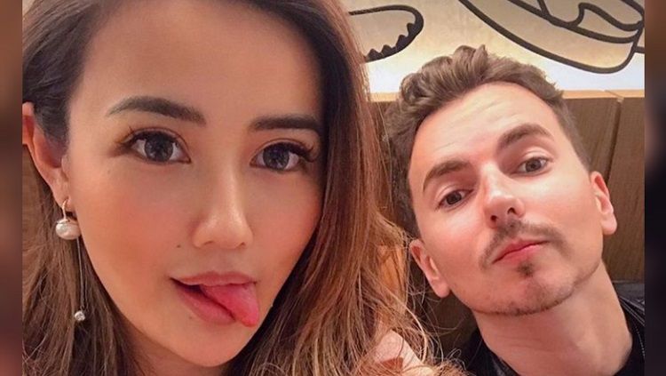 Potret Sensual Suki Lu Teman Valentine Jorge Lorenzo Asal China Indosport