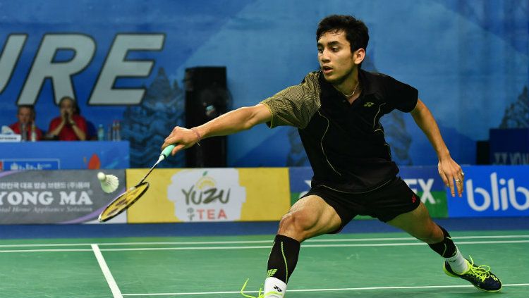 Tunggal putra India, Lakshya Sen berjuang gigih di All England 2022 hingga sukses menekuk Lee Zii Jia (Malaysia) dan menjadi lawan tangguh Viktor Axelsen. Copyright: © Robertus Pudyanto/Getty Images