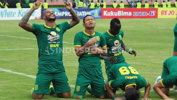 Kedatangan David da Silva menjadi angin segar bagi Persebaya Surabaya, yang sempat kesulitan di putaran awal Liga 1 2019. Copyright: © Fitra Herdian/INDOSPORT