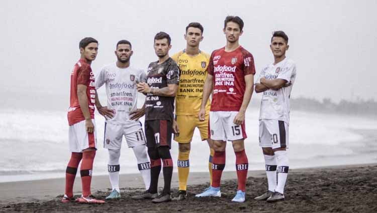 Bali United resmi memperkenalkan satu-satunya sponsor yang akan menempel pada jersey ketika berlaga di Piala AFC 2021. Copyright: © Media Officer Bali United