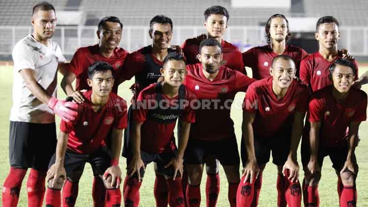 Timnas Senior Indonesia dikalahkan Persita Tangerang 1-4 pada laga uji coba di Stadion Madya Senayan, Jumat (21/02/20). Copyright: © Herry Ibrahim/INDOSPORT