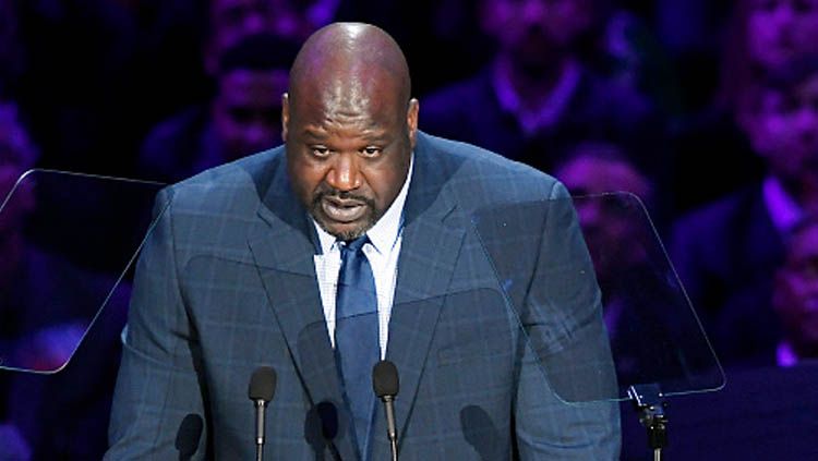 Dengan mata berkaca-kaca, legenda NBA, Shaquille ONeal memberikan pidato untuk penghormatan terakhir bertajuk Celebration of Life bagi Kobe Bryant dan Gianna Bryant di Staples Center pada tanggal (24-02-20) waktu setempat Copyright: © Kevork Djansezian/Getty Images