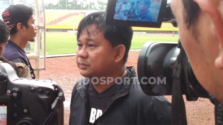 Pelatih Persela Lamongan, Budiarjo Thalib. Copyright: © Muhammad Effendi/INDOSPORT