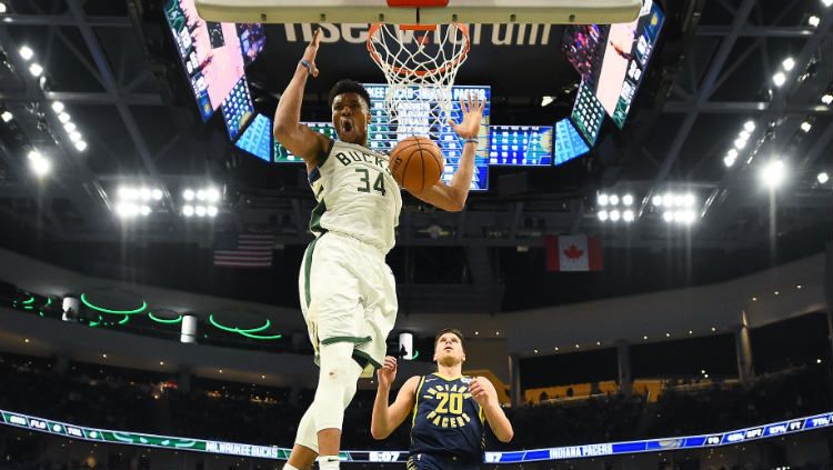 NBA Regular Season 2019-2020 melangsungkan beberapa pertandingan menarik hari ini. Dua di antaranya pelampiasan Milwaukee Bucks dan kemenangan Boston Celtics. Copyright: © Stacy Revere/Getty Images