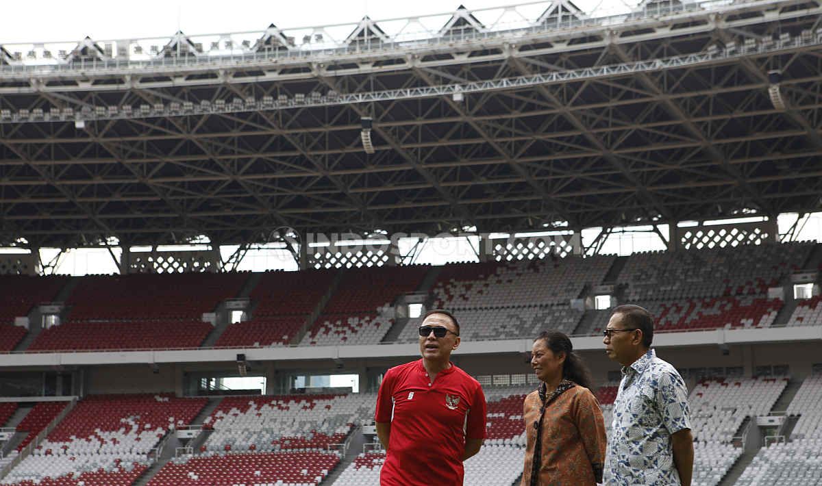Ketua umum PSSI, Mochammad Iriawan melanjutkan inspeksi calon stadion Piala Dunia U-20 2021. Kali ini giliran Stadion Gelora Bung Karno, Senayan Jakarta. Copyright: © Herry Ibrahim/INDOSPORT