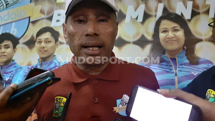 Ketua Umum Persipura Jayapura, Benhur Tommy Mano meminta skuat mutiara hitam untuk melupakan hasil kekalahan di markas Borneo FC, Sabtu (7/3/20) lalu. Copyright: © Sudjarwo/INDOSPORT