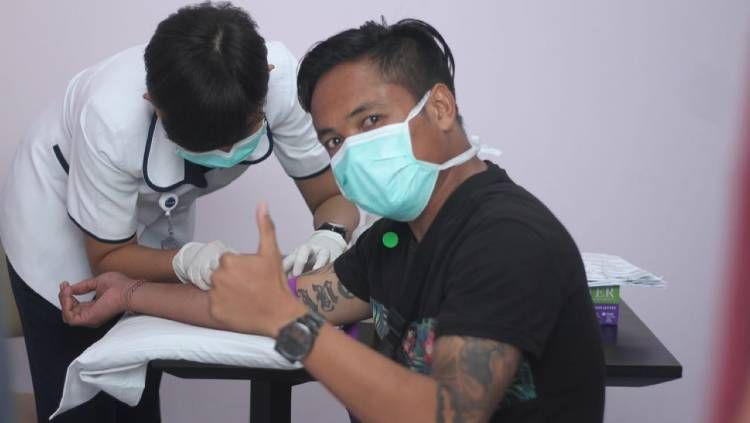 Pemain, tim pelatih dan official PSS Sleman menjalani tes medis di RS Siloam, Yogyakarta. Copyright: © Media PSS Sleman