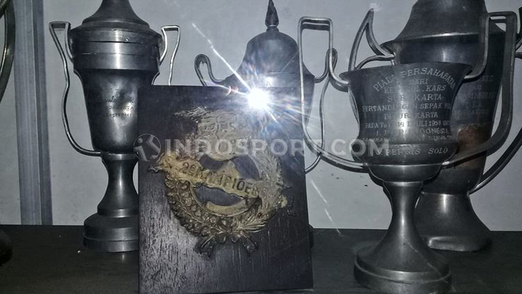 Salah satu kompetisi legendaris di Indonesia adalah Liga Perserikatan yang 6 klub saja termasuk Persija Jakarta, Persebaya Surabaya, dan Persis Solo. Copyright: &copy; Ronald Seger Prabowo/INDOSPORT