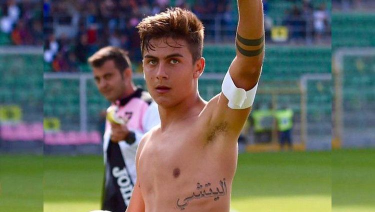 Pemain Juventus Paulo Dybala membawa pengaruh buruk di pertandingan final Coppa Italia 2019/20 melawan Napoli. Copyright: © Pinterest/futboldeprimera.info