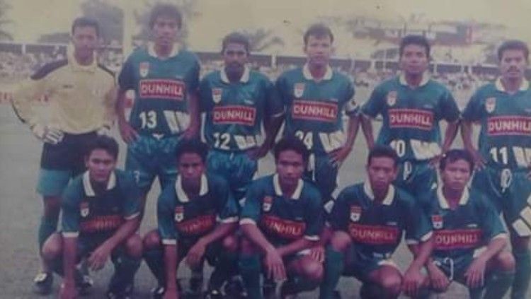 Skuat PSMS Medan di Liga Indonesia edisi pertama musim 1994/95. Copyright: © Dok. Indra Efendi Rangkuti