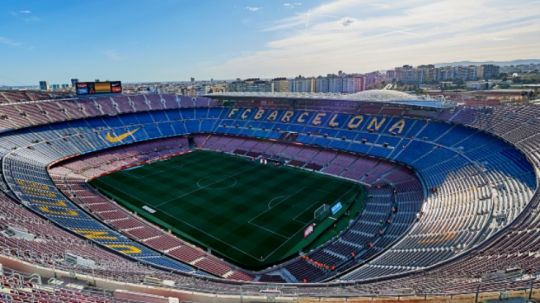 Stadion Camp Nou milik klub LaLiga Spanyol, Barcelona. Copyright: © Quality Sport Images/GettyImages