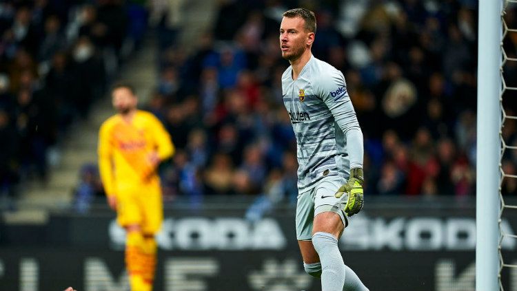 Kiper Barcelona, Neto, ingin memperjuangkan tempat di Timnas Brasil untuk Piala Dunia Qatar 2022. Copyright: © Quality Sport Images/Getty Images