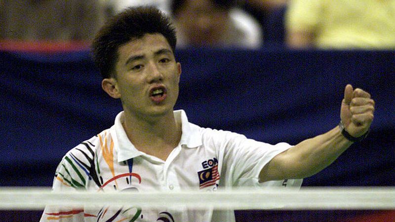 Selepas Asosiasi Bulutangkis Malaysia (BAM) 'dijajah' oleh pelatih bulutangkis Indonesia, legenda Malaysia , Ong Ewe Hock mempertanyakan kualitas pelatih lokal. Copyright: © Stanley Chou/ALLSPORT via Getty Images