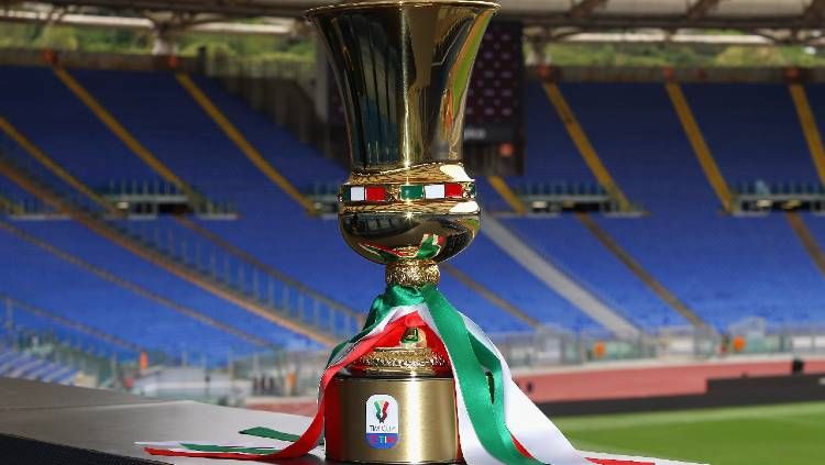 Jadwal pertandingan leg kedua semifinal Coppa Italia 2019/20, Sabtu (13/06/20) dini hari WIB akan mempertemukan Juventus dengan AC Milan. Copyright: © fanpage.it
