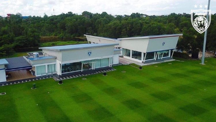 Penampakan fasilitas tempat latihan akademi klub elite Malaysia kontestan Liga Super Malaysia, Johor Darul Ta'zim (JDT). Copyright: © Twitter/@OfficialJohor