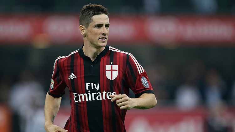 Fernando Torres saat memakai jersey AC Milan. Copyright: © Getty images