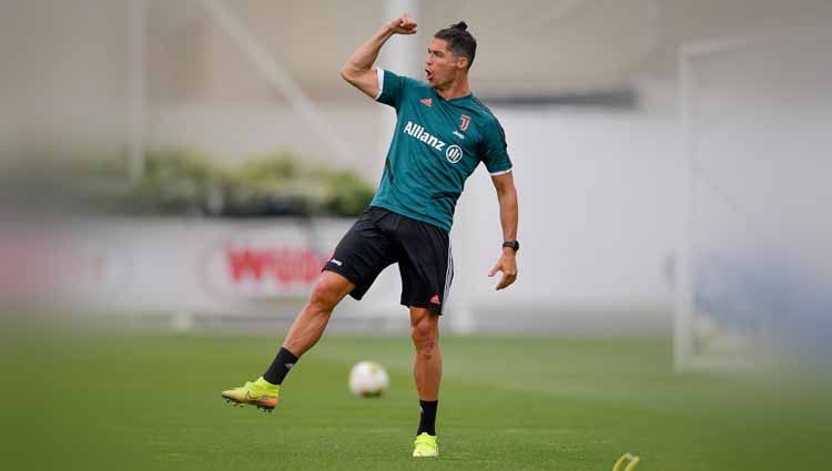 Pemain Juventus, Cristiano Ronaldo dipastikan memiliki senjata baru lakoni Serie A Liga Italia. Copyright: © Daniele Badolato - Juventus FC/Juventus FC via Getty Images