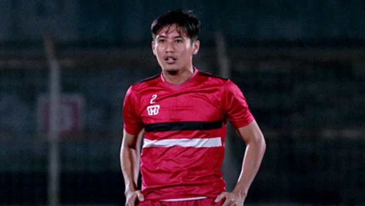 Berikut ini kegiatan bintang di luar dugaan Madura United Guntur Ariyadi saat masa pandemi virus corona (COVID-19) di Indonesia. Copyright: © maduraunitedfc.com
