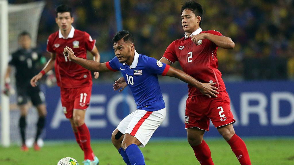 Legenda sepak bola Malaysia, Safee Sali menyebutkan dua bek Liga Indonesia yang paling tangguh dan sulit untuk dilewati. Siapa saja mereka? Copyright: © Stanley Chou/Getty Images