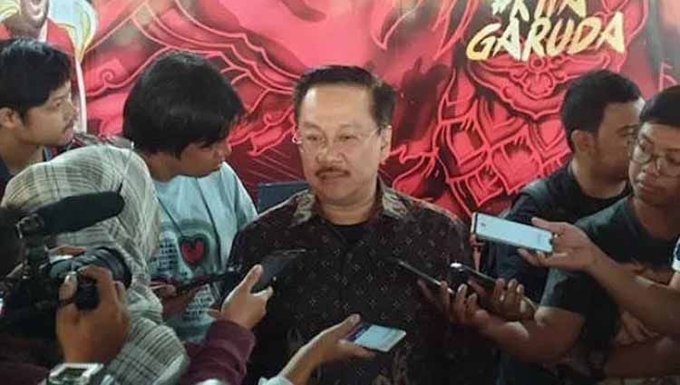 Ketua Satgas Timnas Indonesia, Syarif Bastaman belakangan menjadi sorotan setelah menyatakan pelatih skuat Garuda, Shin Tae-yong bisa saja diputus kontrak. Copyright: © JPNN