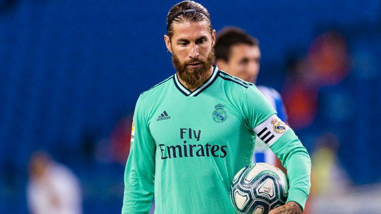 Pemain Real Madrid, Sergio Ramos, kabarnya sedang dipaksa oleh David Beckham untuk gabung Inter Miami meski dirinya diajak Cristiano Ronaldo gabung Juventus. Copyright: © Ricardo Nogueira/Eurasia Sport Images/Getty Images