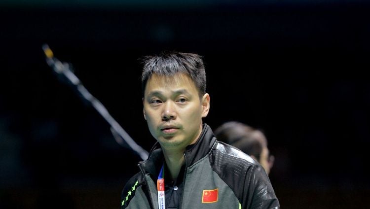 Pelatih tim putra China Xia Xuanze. Copyright: © STR/AFP via Getty Images