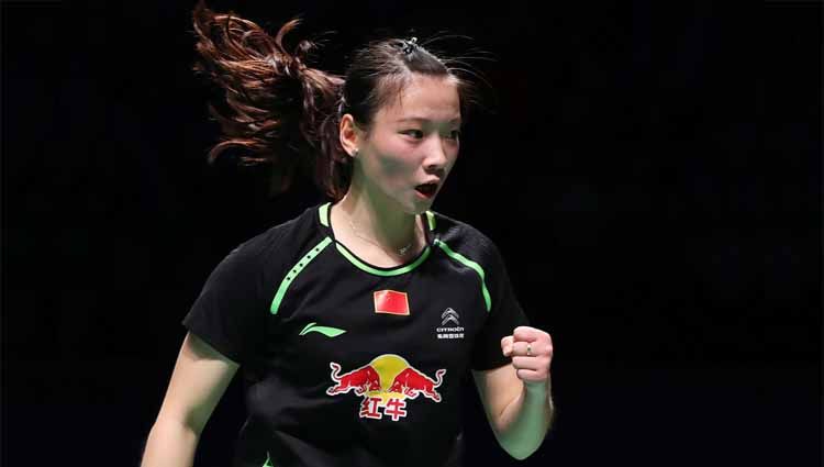 Aksi selebrasi pebulutangkis Cantik asal china, Huang Yaqiong di Lapangan pada Piala Sudirman. Copyright: © Chris Hyde/Getty Images