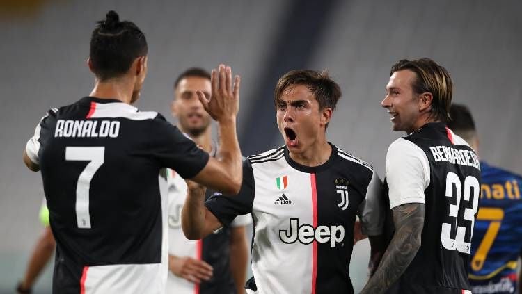 Tak perlu berkeringat, AC Milan selangkah lagi meresmikan kedatangan winger Juventus, Federico Bernardeschi. Copyright: © Jonathan Moscrop/Getty Images