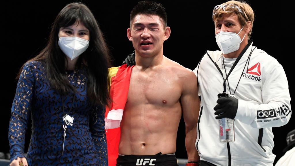 Song Yadong, salah satu petarung MMA asal China yang berkompetisi di UFC. Copyright: © Douglas P. DeFelice/Getty Images