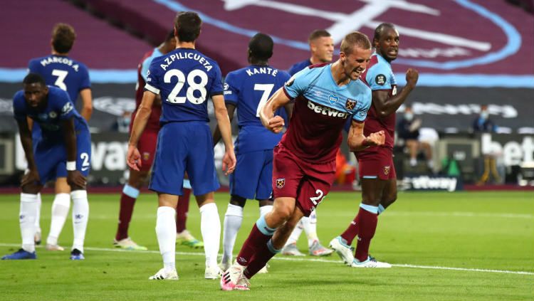 Selebrasi Tomas Soucek di laga West Ham United vs Chelsea. Copyright: © Julian Finney/Getty Images
