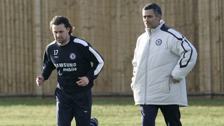 Maniche bersama Jose Mourinho. Copyright: © Darren Walsh/Chelsea FC Via Getty Images