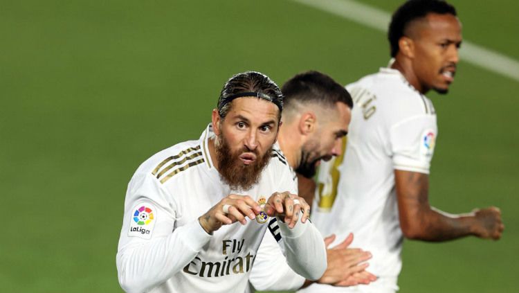 Selebrasi gol Sergio Ramos di laga pekan 33 LaLiga Spanyol Real Madrid vs Getafe, Jumat (03/07/20). Copyright: © Angel Martinez/Getty Images