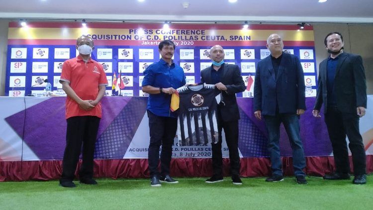 Batavia Group Sport yang baru saja mengambil alih klub Divisi IV Spanyol, C.D. Polillas Ceuta, menyatakan siap menampung Timnas Indonesia. Copyright: © Batavia Sport Group