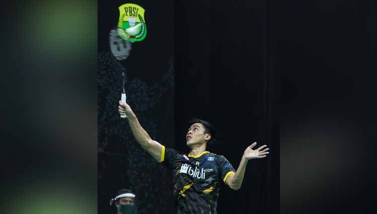 Shesar Hiren saat melawan Anthony Ginting di final PBSI Home Tournament. Copyright: © Humas PBSI