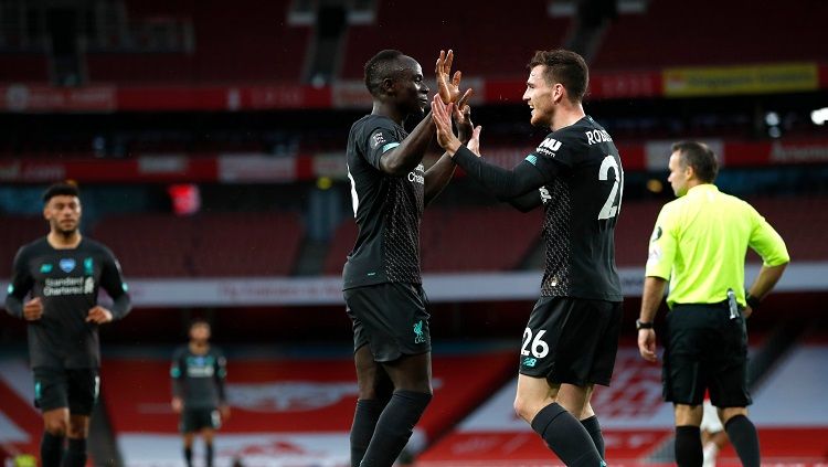 Selebrasi gol Sadio Mane dalam pertandingan lanjutan Liga Inggris antara Arsenal vs Liverpool, Kamis (16/07/20) dini hari WIB. Copyright: © Twitter Liverpool