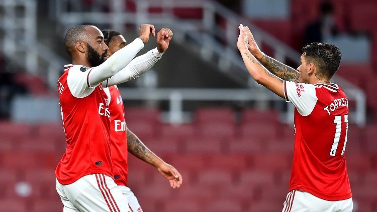 Striker Arsenal, Alexandre Lacazette, menargetkan kemenangan atas Chelsea pada partai final Piala FA yang berlangsung di Stadion Wembley, Sabtu (01/08/20) malam WIB. Copyright: © Twitter Arsenal