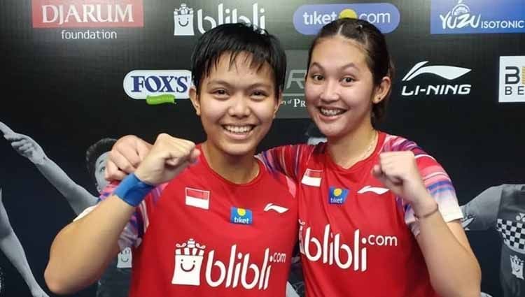Usai menjalani laga perpisahan di Badminton Asia Championship (BAC) 2022, Siti Fadia dan Ribka Sugiarto tatap debut dengan partner baru di SEA Games 2021. Copyright: © Badminton Indonesia