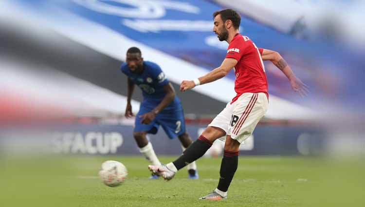 Suasana pertandingan Manchester United vs Chelsea di Piala FA musim lalu. Copyright: © Matthew Peters/Manchester United via Getty Images