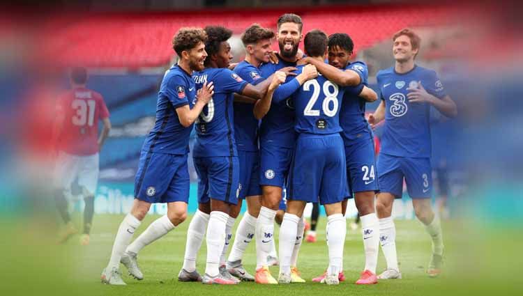 Selebrasi pemain Chelsea, Olivier Giroud saat merayakan gol dengan timnya dalam pertandingan Semi Final Piala FA. Copyright: © Chris Lee - Chelsea FC/Getty Images