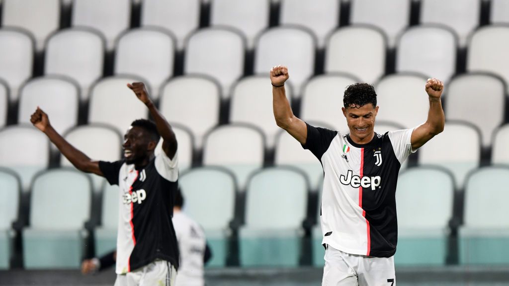 Berikut klasemen Serie A Italia hingga pekan ke-36. Juventus berhasil mengunci gelar juara usai menang 2-0 dari Sampdoria. Copyright: © Chris Ricco/Getty Images