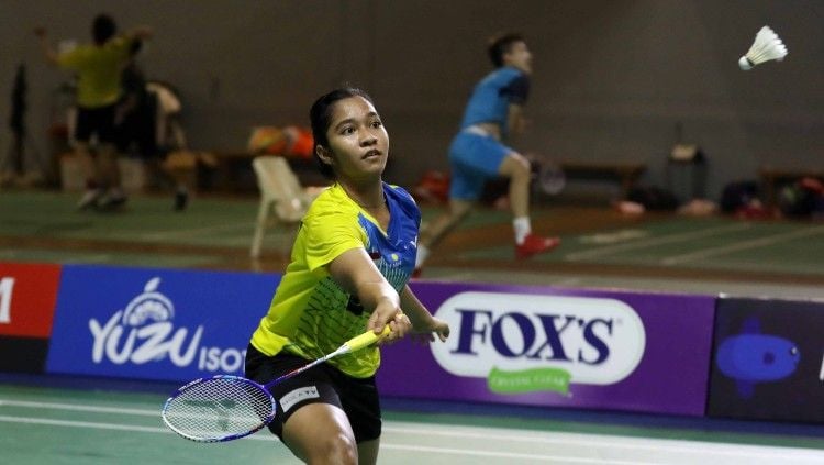 Tunggal putri Indonesia, Ester Nurumi Tri Wardoyo, kalah atas wakil Jepang, Aya Ohori, di babak penyisihan Grup A Piala Uber 2020. Copyright: © Badminton Indonesia