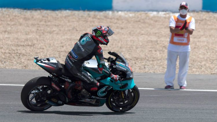 Berikut hasil kualifikasi MotoGP Portugal di mana Fabio Quartararo meraih pole position, sementara Marc Marquez dan Valentino Rossi tercecer di belakang. Copyright: © Mirco Lazzari gp/Getty Images