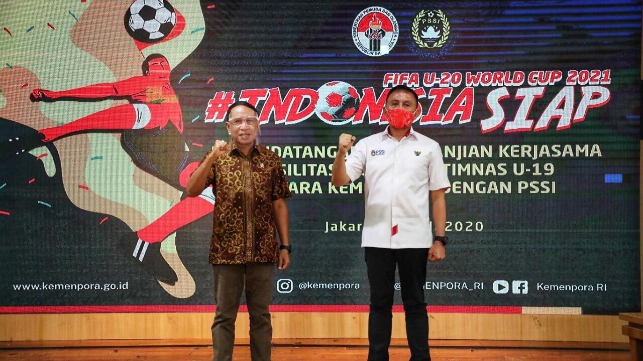 Menpora Zainudi Amali bersama Ketum PSSI Mochammad Iriawan di gedung Kemenpora, Jakarta. Copyright: © Kemenpora