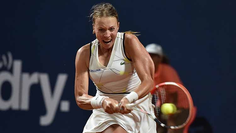 Petenis Estonia, Anett Kontaveit, berpeluang tampil di WTA Finals 2021 dan akan bersaing dengan petenis Tunisia, Ons Jabeur. Copyright: © Getty Images
