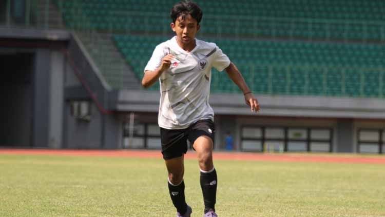 Pemain muda Persija Jakarta, Resa Aditya Nugraha kembali dipanggil ke pemusatan latihan (TC) Timnas Indonesia U-16. Copyright: © PSSI-Persija