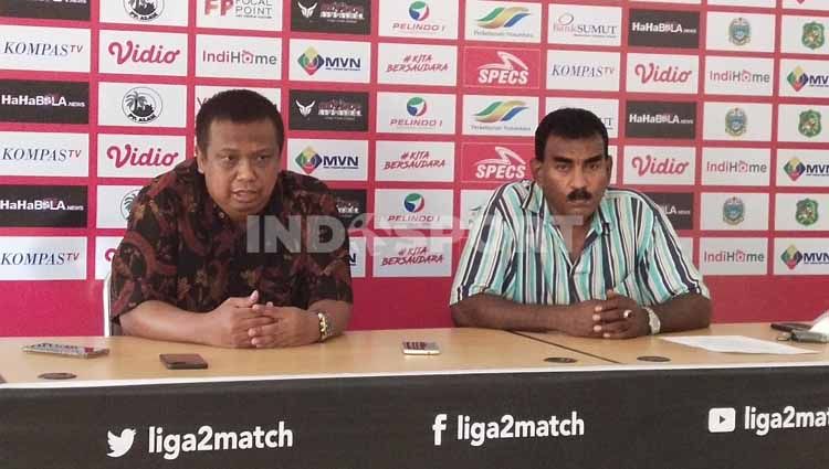 Julius mengatakan, dicoretnya PSMS dan Sriwijaya dari Piala Menpora 2021 karena ada kecemburuan klub-klub Liga 2 lainnya yang tidak ikut dalam turnamen pramusim tersebut. Copyright: © Aldi Aulia Anwar/INDOSPORT