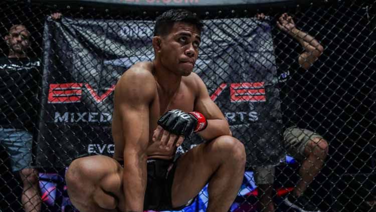 Petarung MMA Indonesia, Eko Roni Saputra mempersiapkan amunisi khusus saat tampil di kompetisi ONE Championship bertajuk ONE: Reign of Dynasties Copyright: © ONE Championship