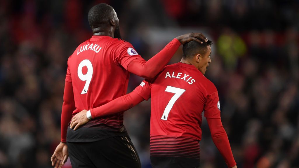 Romelu Lukaku dan Alexis Sanchez saat masih membela Manchester United Copyright: © Laurence Griffiths/Getty Images