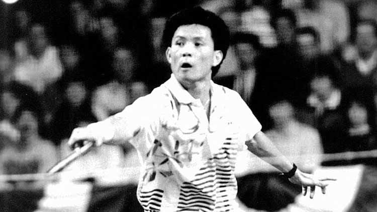 Aksi heroik Foo Kok Keong, tunggal putra Malaysia yang menjadi pahlawan mampu mengalahkan andalan Indonesia, Alan Budikusuma di final terus dikenang. Copyright: © bwfbadminton