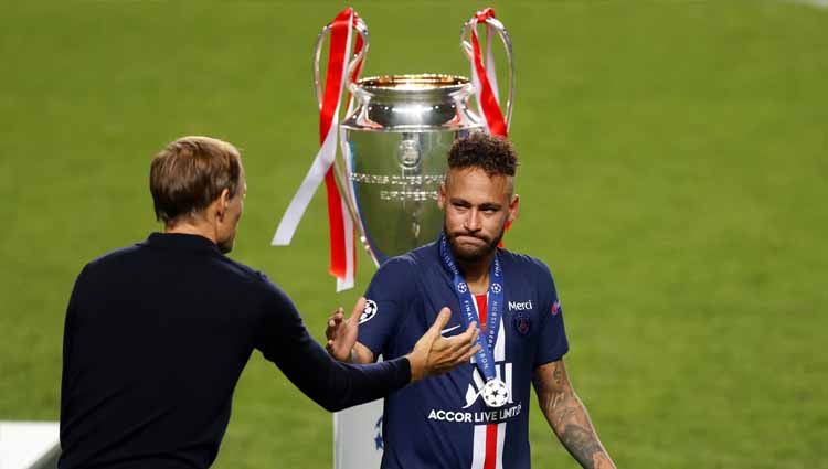 Telah bersumpah pada Paris Saint-Germain, Neymar memastikan diri bakal tetap bertahan di Parc des Princes setidaknya selama satu musim lagi. Copyright: © Twitter@ChampionsLeague